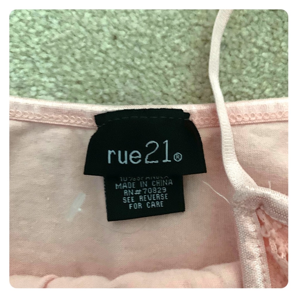 Rue 21 cami